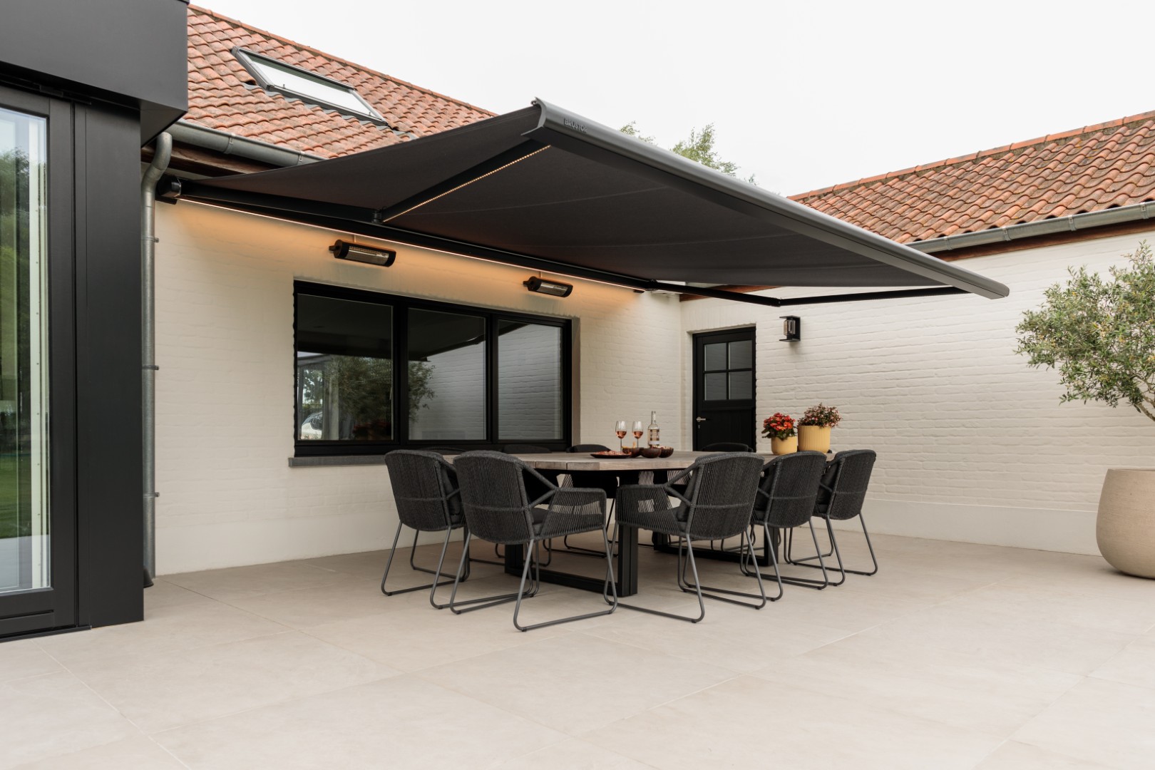 Cassette Awnings: Turn Harsh Sun into Instant Comfort